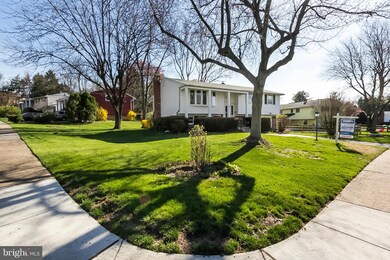 2137 Suburban Greens Dr, Lutherville Timonium, MD 21093 - photo 4