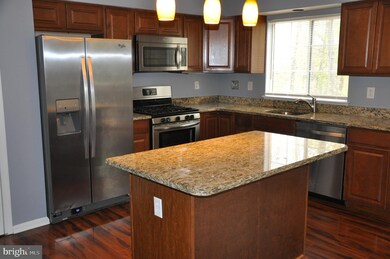 10807 Sherwood Hill Rd, Owings Mills, MD 21117 - photo 3