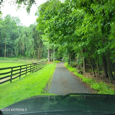 63 Reids Hill Rd, Morganville, NJ 07751 - photo 3