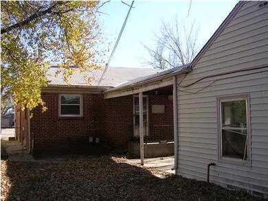 HOUSE IN BACK AND REAR OF FRONT