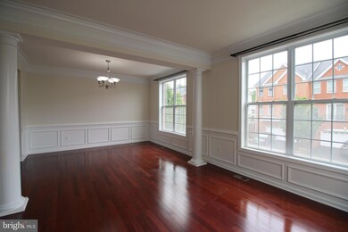 43254 Mitcham Square, Ashburn, VA 20148 - photo 3