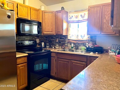 2525 N 48th Ln, Phoenix, AZ 85035 - photo 3