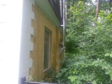 8837 School House Ln, Coopersburg, PA 18036 - photo 4