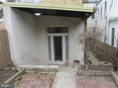 451 N 13th St, Reading, PA 19604 - photo 2