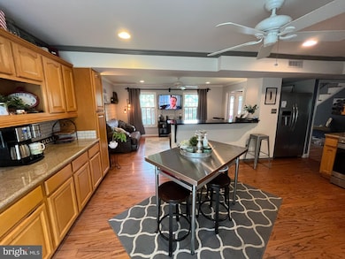 1439 Crofton Pkwy, Crofton, MD 21114 - photo 5