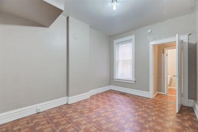 4427 Athlone Ave, Saint Louis, MO 63115 - photo 7