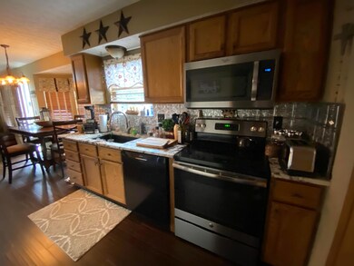 4958E0AB-25A5-4AD4-8DFB-5C32EFF8F54E