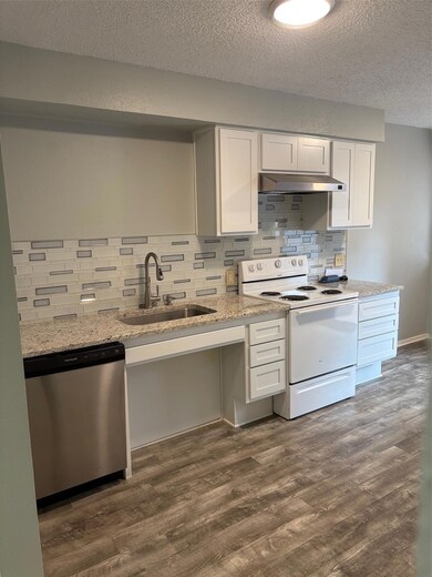 317 W William Cannon Dr unit A, Austin, TX 78745 - photo 5