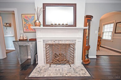 3414 Oak Ln, Cincinnati, OH 45209 - photo 7