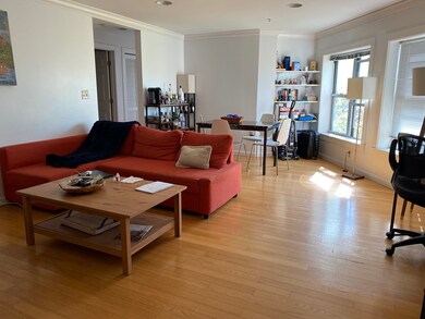 120 Mountfort St unit 306, Boston, MA 02215 - photo 2