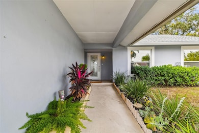 10038 82nd Ln, Seminole, FL 33777 - photo 3