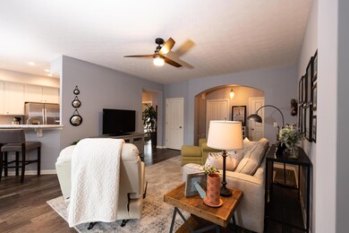 6039BLUESTONEWAY-11