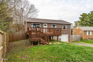 121 Valley Cir, Gray, TN 37615 - photo 2