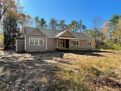 16 Regency Ct, Rochester, NH 03867 - photo 2