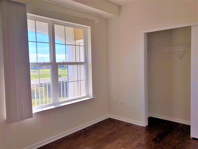 2701 Commons Dr unit 305, Glenview, IL 60026 - photo 6