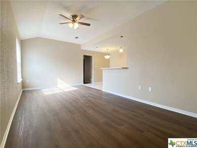 1015 Hawk Trail unit A, Copperas Cove, TX 76522 - photo 4