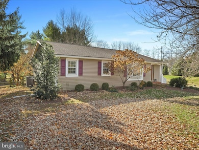 20315 Old Forge Rd, Hagerstown, MD 21742 - photo 2