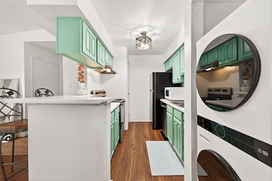 6001 Reims Rd unit 908, Houston, TX 77036 - photo 3