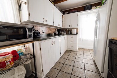 Kitchen Back Counter
