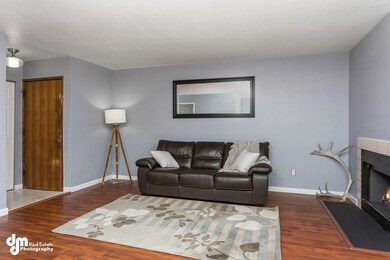 Living Room 5377-FULL