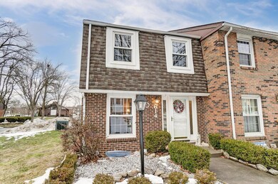 614 Dlyn St, Columbus, OH 43228 - photo 2