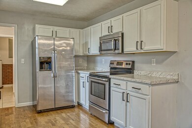 731 Howell St, Sparta, TN 38583 - photo 4