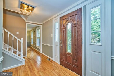 6121 Pond Spice Ln, Burke, VA 22015 - photo 5