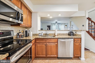 5039 9th St S, Arlington, VA 22204 - photo 6