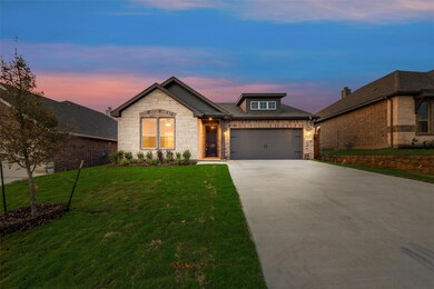 3523 Austin St, Gainesville, TX 76240 - photo 4