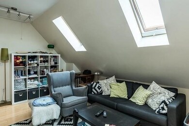 65 Lowden Ave unit 3, Somerville, MA 02144 - photo 2