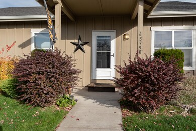 63790 Stanley Way, Bend, OR 97701 - photo 2