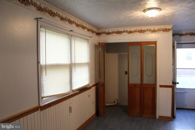 2490 Laurel Ln, Middletown, VA 22645 - photo 7