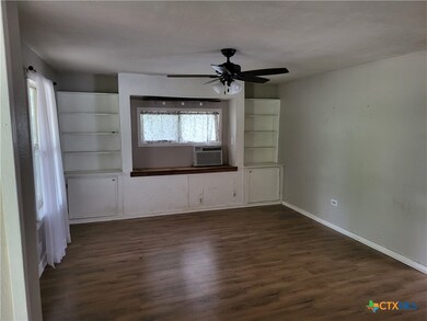 197 Mustang St, Prairie Lea, TX 78661 - photo 2