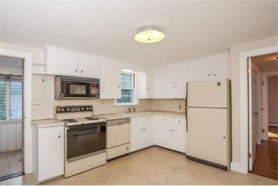 25 Linscott Rd, Hingham, MA 02043 - photo 6