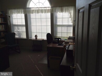 823 Crystal Ln, Strasburg, VA 22657 - photo 6