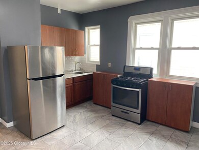 856 Stanley St, Schenectady, NY 12307 - photo 3