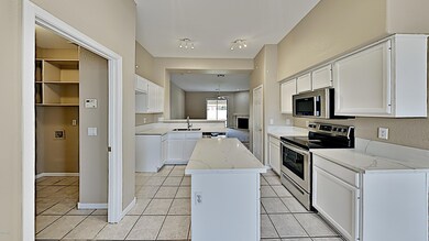 162 N Pineview Dr, Chandler, AZ 85226 - photo 4