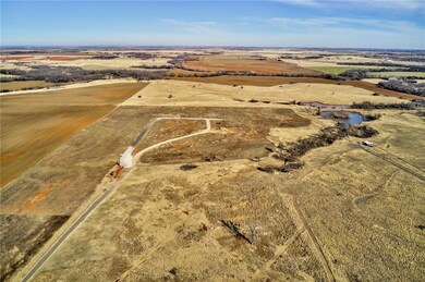 14720 W Charter Oak Rd, Edmond, OK 73025 - photo 5