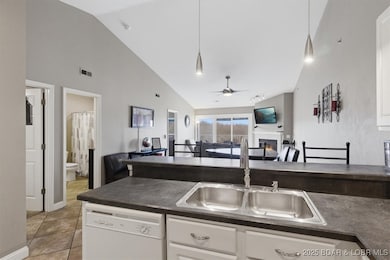 1481 Ledges Dr unit A43, Osage Beach, MO 65065 - photo 3