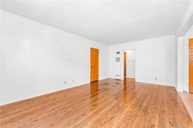 1739 E Appleton St unit 3, Long Beach, CA 90802 - photo 4