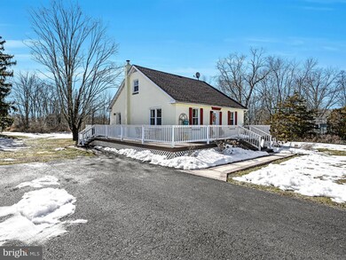 196 Pine Ford Rd, Pottstown, PA 19464 - photo 2