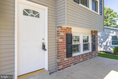 1049 Springhill Way, Gambrills, MD 21054 - photo 4