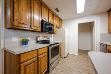 106 Sanchez Creek Ct, Weatherford, TX 76088 - photo 6