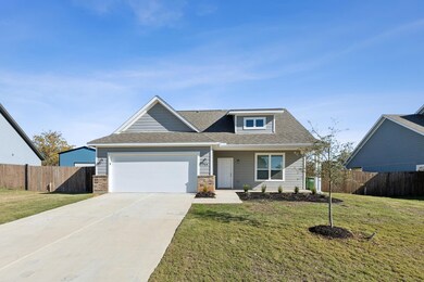 704 Porcupine Dr, Springtown, TX 76082 - photo 2