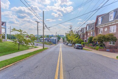 viewdownstreet