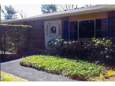 271 Chatham Cir, Warwick, RI 02886 - photo 2