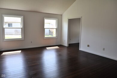 3513 Berkdale Dr, Columbus, IN 47203 - photo 5