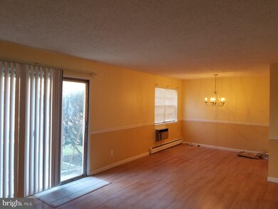 19 Old Millstone Dr unit 19, East Windsor, NJ 08520 - photo 3