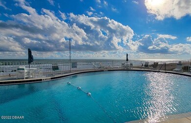 Aquarius pool (2)