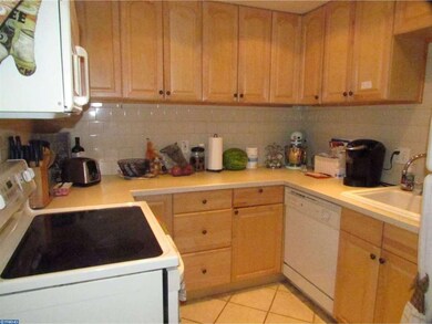 539 Colonial Dr, East Greenville, PA 18041 - photo 6